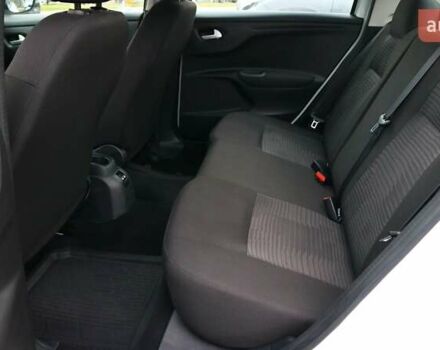 Белый Пежо 301, объемом двигателя 1.2 л и пробегом 64 тыс. км за 8903 $, фото 13 на Automoto.ua