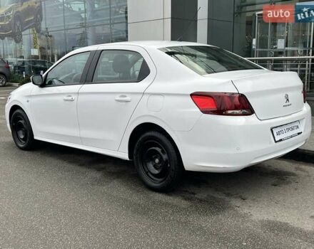 Белый Пежо 301, объемом двигателя 1.56 л и пробегом 67 тыс. км за 9912 $, фото 4 на Automoto.ua