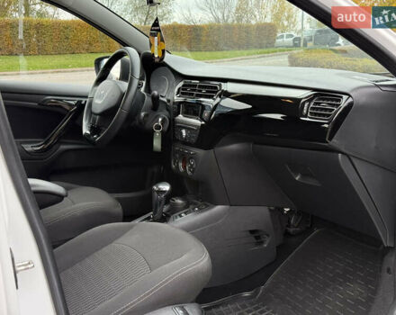 Пежо 301 2021 у Києві на Automoto.ua Білий Пежо 301, об'ємом двигуна 1.59 л та пробігом 71 тис. км за 11500 $, фото 33 на Automoto.ua