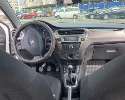 Білий Пежо 301, об'ємом двигуна 1.59 л та пробігом 41 тис. км за 10700 $, фото 10 на Automoto.ua