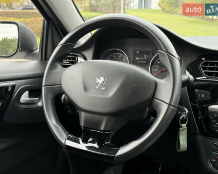 Пежо 301 2021 у Києві на Automoto.ua Білий Пежо 301, об'ємом двигуна 1.59 л та пробігом 71 тис. км за 11500 $, фото 23 на Automoto.ua