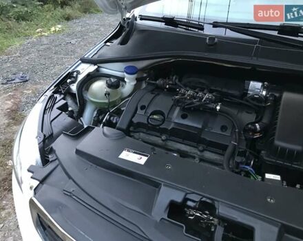 Білий Пежо 301, об'ємом двигуна 1.59 л та пробігом 46 тис. км за 7770 $, фото 7 на Automoto.ua