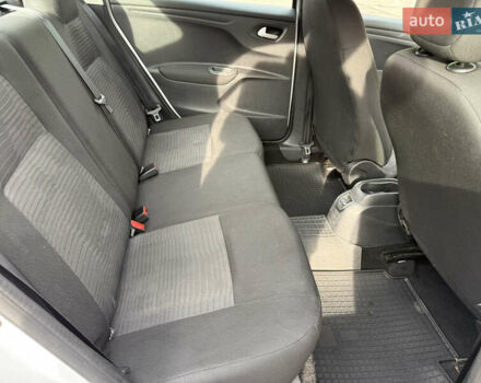 Білий Пежо 301, об'ємом двигуна 1.6 л та пробігом 170 тис. км за 6700 $, фото 5 на Automoto.ua