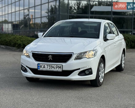 Білий Пежо 301, об'ємом двигуна 1.2 л та пробігом 82 тис. км за 8700 $, фото 4 на Automoto.ua