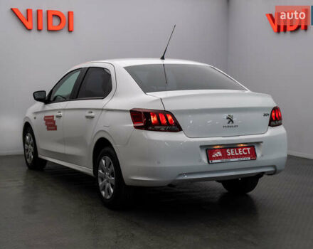 Пежо 301 2021 у Києві на Automoto.ua Білий Пежо 301, об'ємом двигуна 1.56 л та пробігом 57 тис. км за 11333 $, фото 8 на Automoto.ua