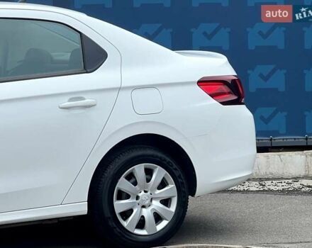 Пежо 301 2021 у Києві на Automoto.ua Білий Пежо 301, об'ємом двигуна 1.2 л та пробігом 97 тис. км за 7200 $, фото 17 на Automoto.ua