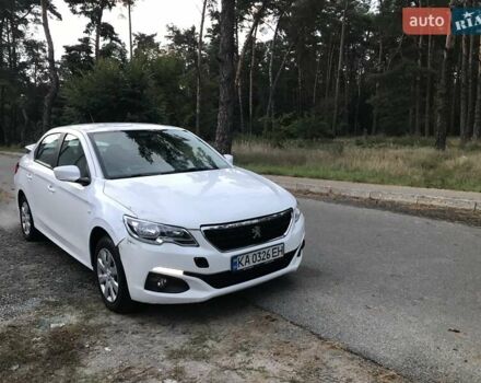 Білий Пежо 301, об'ємом двигуна 1.59 л та пробігом 46 тис. км за 7770 $, фото 1 на Automoto.ua