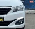 Пежо 301 2021 у Києві на Automoto.ua Білий Пежо 301, об'ємом двигуна 1.2 л та пробігом 97 тис. км за 7200 $, фото 7 на Automoto.ua