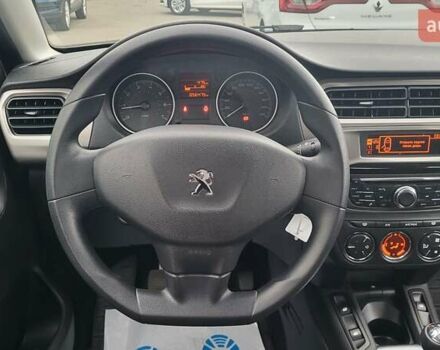 Пежо 301 2021 у Києві на Automoto.ua Білий Пежо 301, об'ємом двигуна 1.2 л та пробігом 56 тис. км за 8300 $, фото 1 на Automoto.ua