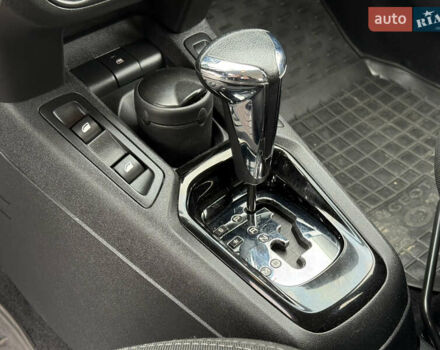 Пежо 301 2021 у Києві на Automoto.ua Білий Пежо 301, об'ємом двигуна 1.59 л та пробігом 71 тис. км за 11500 $, фото 26 на Automoto.ua