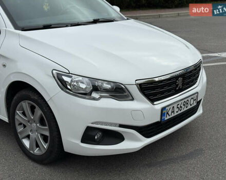 Пежо 301 2021 у Києві на Automoto.ua Білий Пежо 301, об'ємом двигуна 1.59 л та пробігом 71 тис. км за 11500 $, фото 2 на Automoto.ua