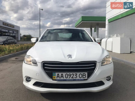 Білий Пежо 301, об'ємом двигуна 1.6 л та пробігом 83 тис. км за 7700 $, фото 1 на Automoto.ua
