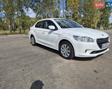 Білий Пежо 301, об'ємом двигуна 1.59 л та пробігом 85 тис. км за 8150 $, фото 1 на Automoto.ua