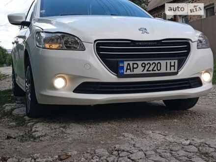 Пежо 301 2013 у Запоріжжя на Automoto.ua Білий Пежо 301, об'ємом двигуна 1.2 л та пробігом 185 тис. км за 5900 $, фото 1 на Automoto.ua