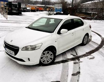 Белый Пежо 301, объемом двигателя 1.2 л и пробегом 282 тыс. км за 3700 $, фото 1 на Automoto.ua