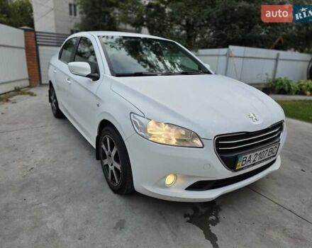 Білий Пежо 301, об'ємом двигуна 1.56 л та пробігом 331 тис. км за 6500 $, фото 1 на Automoto.ua