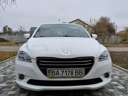 Пежо 301 2013 в Кропивницком (Кировограде) на Automoto.ua Белый Пежо 301, объемом двигателя 1.56 л и пробегом 269 тыс. км за 6700 $, фото 1 на Automoto.ua