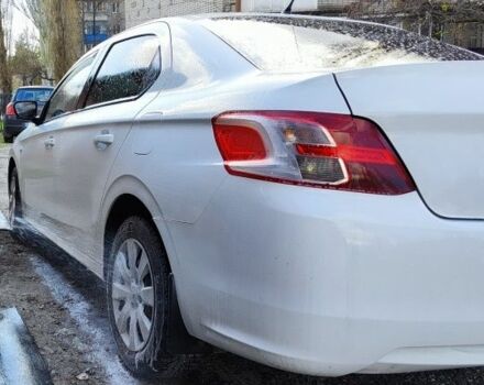 Белый Пежо 301, объемом двигателя 1.6 л и пробегом 151 тыс. км за 7500 $, фото 1 на Automoto.ua