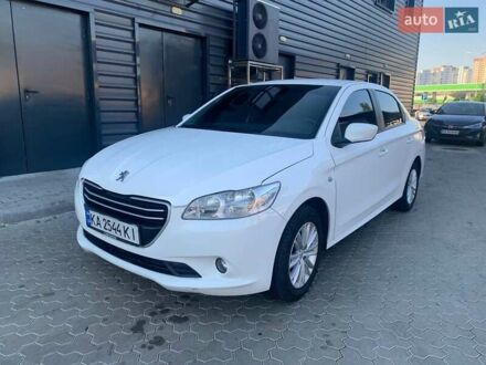 Белый Пежо 301, объемом двигателя 1.2 л и пробегом 270 тыс. км за 5500 $, фото 1 на Automoto.ua