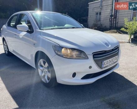 Білий Пежо 301, об'ємом двигуна 1.59 л та пробігом 245 тис. км за 5999 $, фото 1 на Automoto.ua