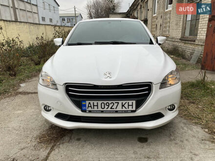 Білий Пежо 301, об'ємом двигуна 1.59 л та пробігом 105 тис. км за 7800 $, фото 1 на Automoto.ua