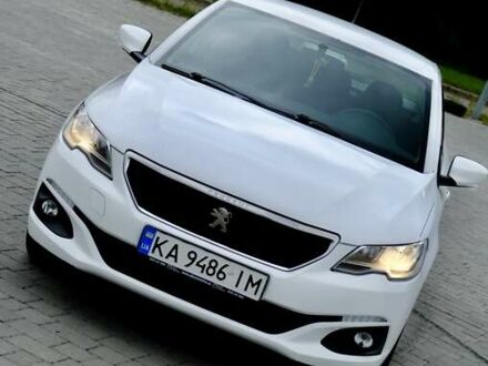 Белый Пежо 301, объемом двигателя 1.2 л и пробегом 168 тыс. км за 6200 $, фото 1 на Automoto.ua