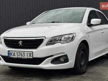 Пежо 301 2018 в Киеве на Automoto.ua Белый Пежо 301, объемом двигателя 1.2 л и пробегом 176 тыс. км за 4900 $, фото 1 на Automoto.ua
