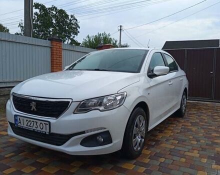 Білий Пежо 301, об'ємом двигуна 1.56 л та пробігом 73 тис. км за 8450 $, фото 1 на Automoto.ua