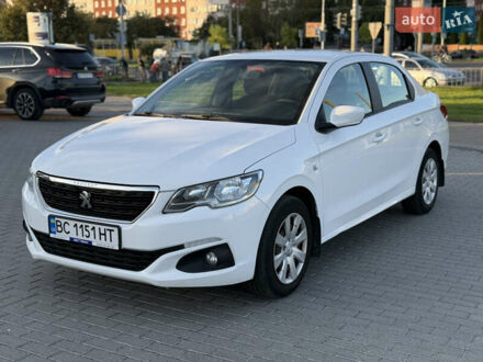 Белый Пежо 301, объемом двигателя 1.2 л и пробегом 211 тыс. км за 5900 $, фото 1 на Automoto.ua