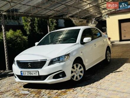 Пежо 301 2019 у Харкові на Automoto.ua Білий Пежо 301, об'ємом двигуна 1.2 л та пробігом 267 тис. км за 5500 $, фото 1 на Automoto.ua
