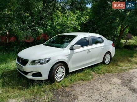 Белый Пежо 301, объемом двигателя 1.59 л и пробегом 121 тыс. км за 10400 $, фото 1 на Automoto.ua