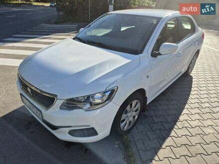 Білий Пежо 301, об'ємом двигуна 1.2 л та пробігом 66 тис. км за 10000 $, фото 1 на Automoto.ua