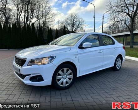 Белый Пежо 301, объемом двигателя 1.6 л и пробегом 0 тыс. км за 6990 $, фото 1 на Automoto.ua