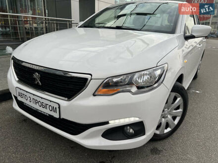 Білий Пежо 301, об'ємом двигуна 1.56 л та пробігом 193 тис. км за 8416 $, фото 1 на Automoto.ua