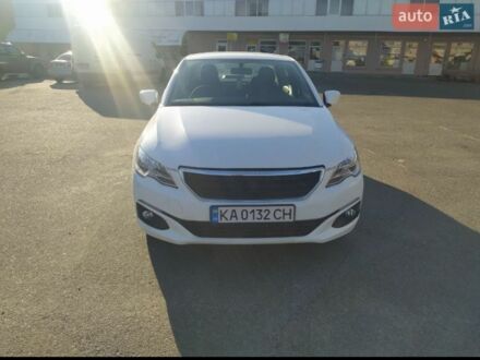 Белый Пежо 301, объемом двигателя 1.6 л и пробегом 35 тыс. км за 10500 $, фото 1 на Automoto.ua