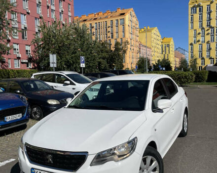 Білий Пежо 301, об'ємом двигуна 1.2 л та пробігом 140 тис. км за 5500 $, фото 1 на Automoto.ua