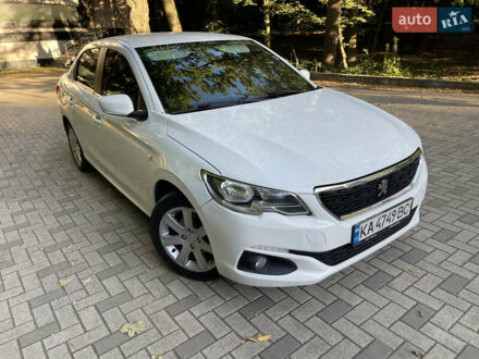 Пежо 301 2021 у Києві на Automoto.ua Білий Пежо 301, об'ємом двигуна 1.59 л та пробігом 116 тис. км за 8500 $, фото 1 на Automoto.ua