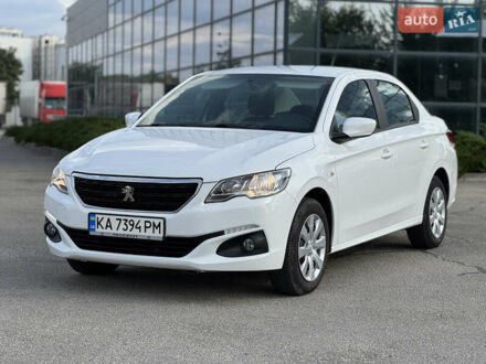 Белый Пежо 301, объемом двигателя 1.2 л и пробегом 82 тыс. км за 8700 $, фото 1 на Automoto.ua