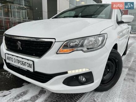 Белый Пежо 301, объемом двигателя 1.2 л и пробегом 53 тыс. км за 7082 $, фото 1 на Automoto.ua