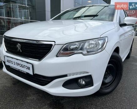 Белый Пежо 301, объемом двигателя 1.56 л и пробегом 67 тыс. км за 9912 $, фото 1 на Automoto.ua