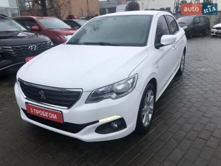 Белый Пежо 301, объемом двигателя 1.59 л и пробегом 74 тыс. км за 12300 $, фото 1 на Automoto.ua