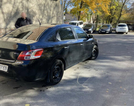 Пежо 301 2013 в Тернополе на Automoto.ua Черный Пежо 301, объемом двигателя 1.2 л и пробегом 233 тыс. км за 5699 $, фото 4 на Automoto.ua