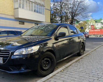 Пежо 301 2013 в Тернополе на Automoto.ua Черный Пежо 301, объемом двигателя 1.2 л и пробегом 233 тыс. км за 5699 $, фото 1 на Automoto.ua