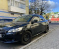 Пежо 301 2013 в Тернополе на Automoto.ua Черный Пежо 301, объемом двигателя 1.2 л и пробегом 233 тыс. км за 5699 $, фото 1 на Automoto.ua
