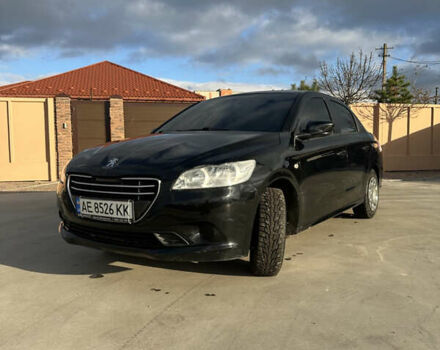Чорний Пежо 301, об'ємом двигуна 1.2 л та пробігом 120 тис. км за 6400 $, фото 2 на Automoto.ua