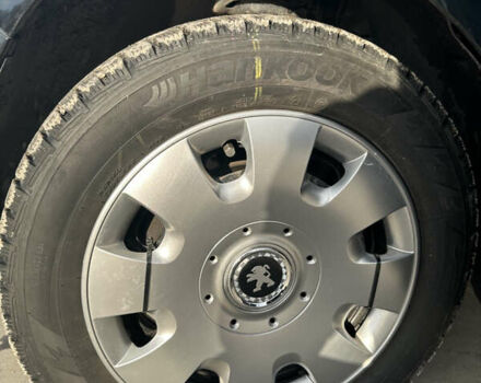 Чорний Пежо 301, об'ємом двигуна 1.2 л та пробігом 120 тис. км за 6400 $, фото 8 на Automoto.ua