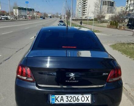 Черный Пежо 301, объемом двигателя 1.56 л и пробегом 206 тыс. км за 7200 $, фото 5 на Automoto.ua