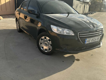 Чорний Пежо 301, об'ємом двигуна 1.2 л та пробігом 120 тис. км за 6400 $, фото 1 на Automoto.ua