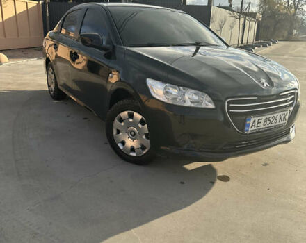 Чорний Пежо 301, об'ємом двигуна 1.2 л та пробігом 120 тис. км за 6400 $, фото 1 на Automoto.ua