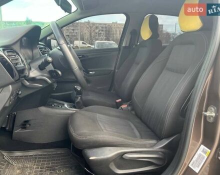 Коричневый Пежо 301, объемом двигателя 1.56 л и пробегом 181 тыс. км за 7990 $, фото 7 на Automoto.ua